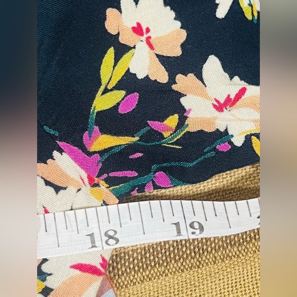 COTTON CANDY FLORAL PRINT DRESS SIZE L GREAT CONDITION - Picture 13 of 14